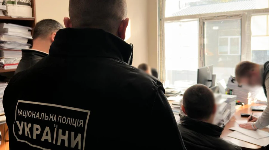 Мертві душі і бронь від армії: в Одесі комунальники фіктивно працевлаштували 90 людей і привласнили 15 млн