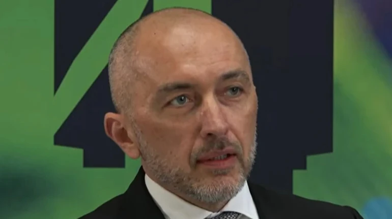 Призначити смотрящим Василя Веселого наглядовій раді Сенс банку рекомендував Пишний