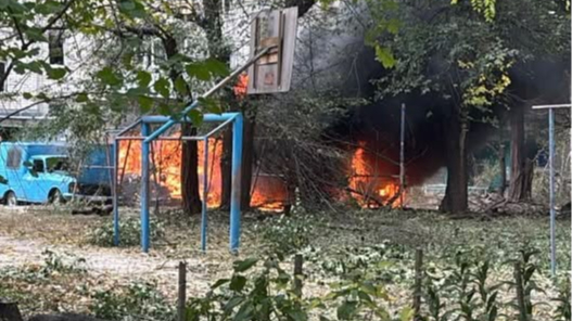 У Кременчуці російський дрон влучив у житловий будинок: 2 загиблих, серед травмованих дитина