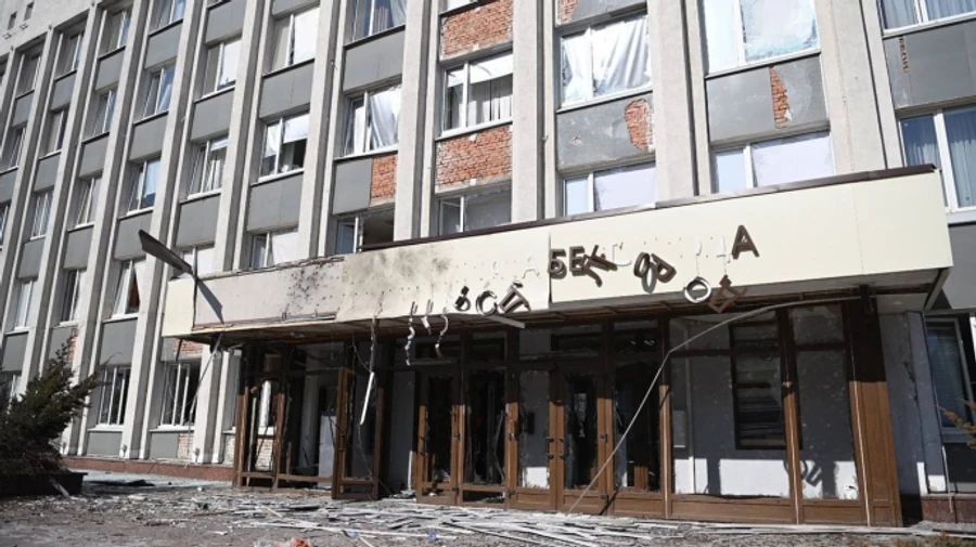 Російська влада заявила, що в будівлю адміністрації Бєлгорода врізався український безпілотник