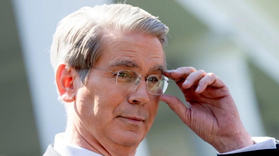 US says Ukraine decided to amend mineral deal