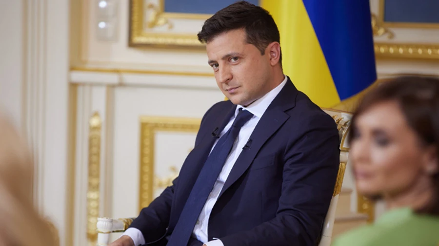 Зеленський: Я відмовлюся від президентської пенсії, якщо людям нема що їсти
