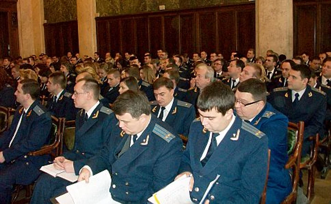 Прокуратура ведет дела, пока за них не возьмется ГБР - суд