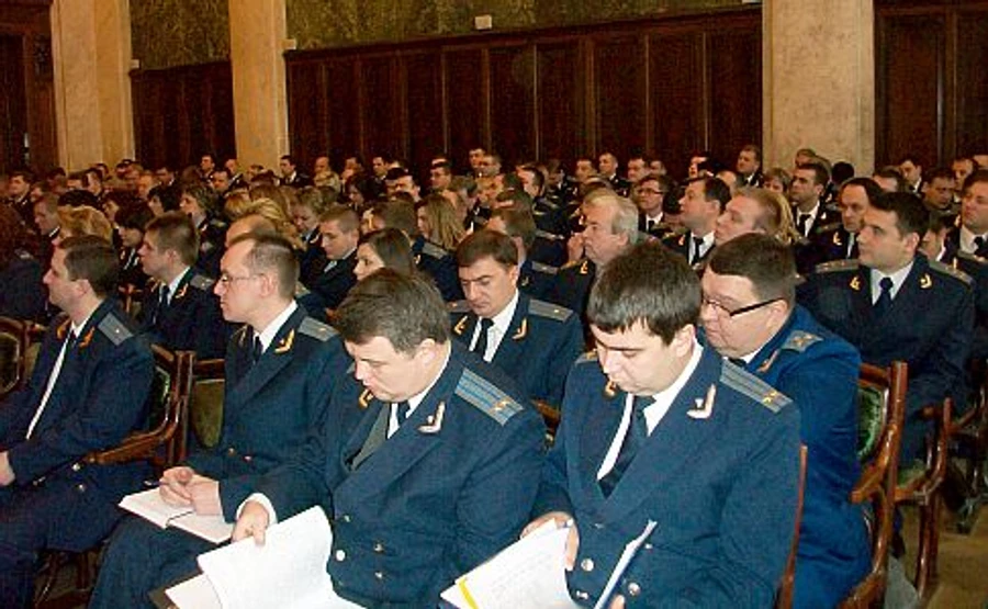 Прокуратура ведет дела, пока за них не возьмется ГБР - суд