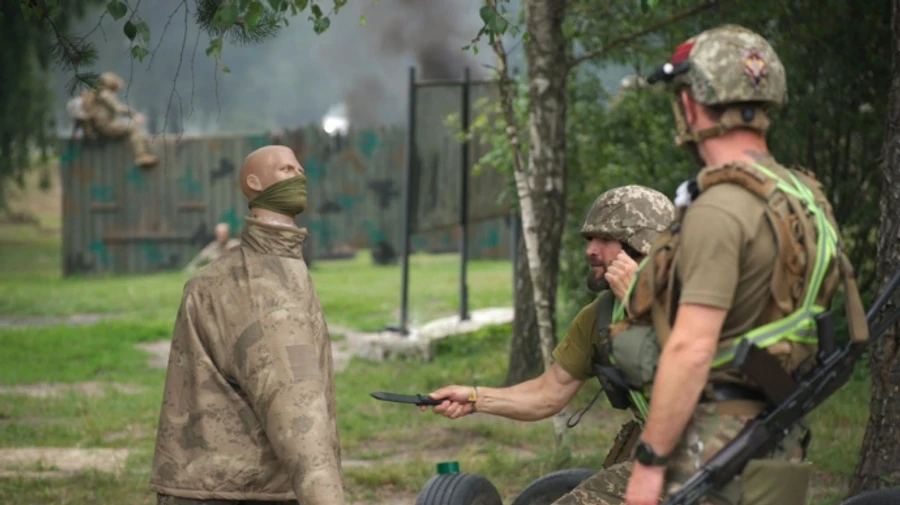 Ukraine's commander-in-chief orders rapid completion of shelters at military training centres