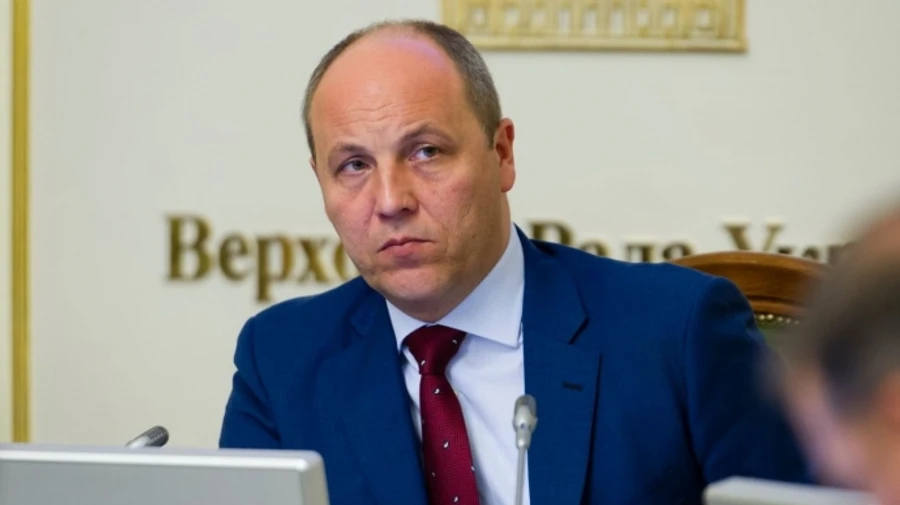 Зеленский: Над расследованием убийства Парубия работают фактически круглосуточно