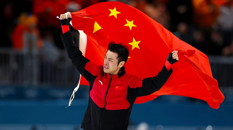 Китайський ковзаняр Чжуньянь не дав американцю Штольцу стати триразовим чемпіоном Олімпіади-2026