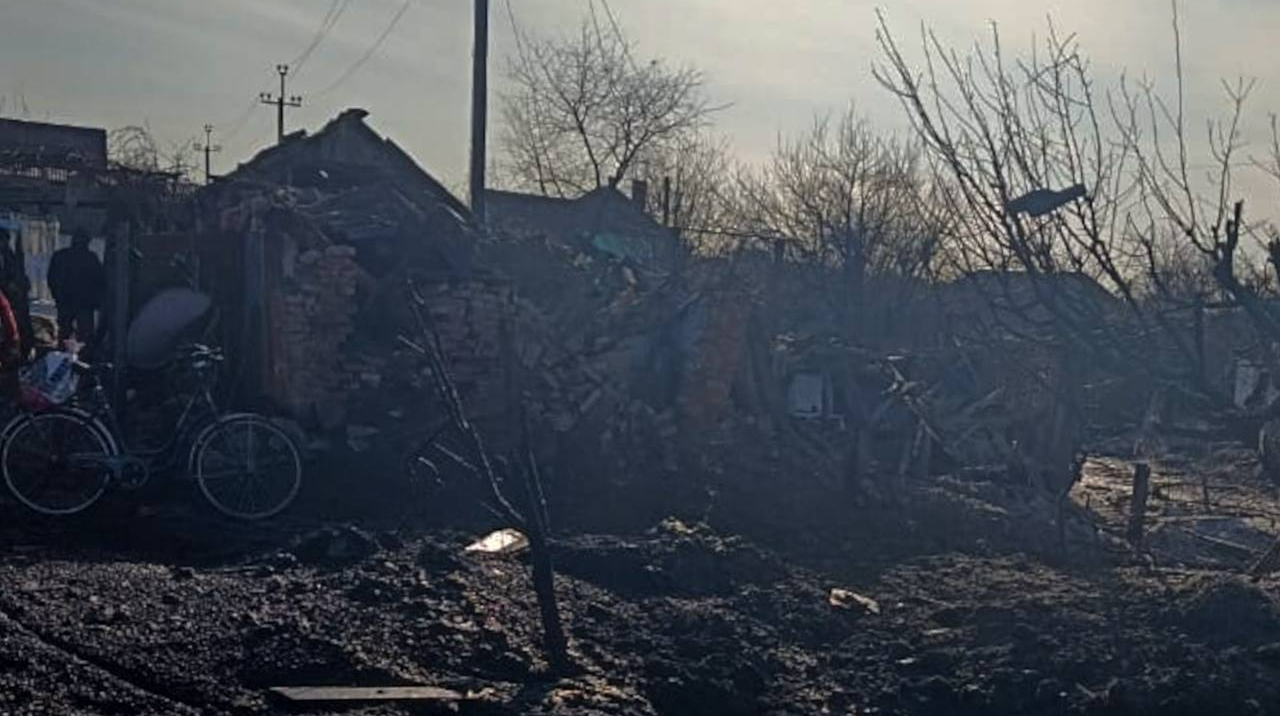 Russians attack Kherson and Sumy oblasts: woman killed, nine people injured