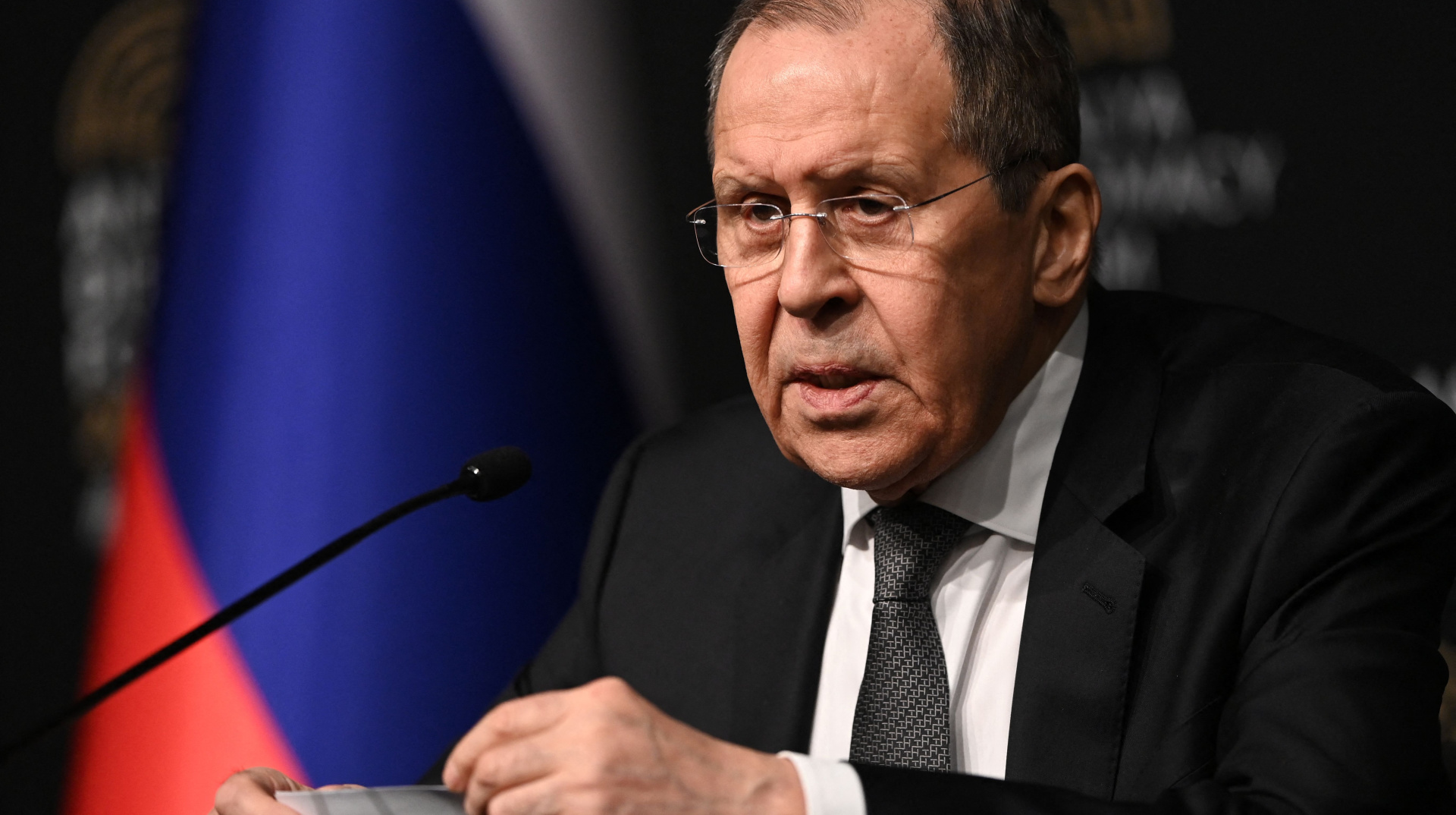 Лавров назвав "початком справжньої війни" реакцію Берліна на дрон в аеропорту Лейпцига