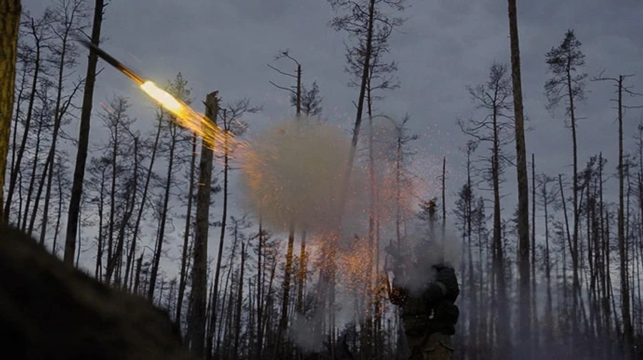 Ukrainian forces kill 1300 Russians and destroy 10 tanks in one day