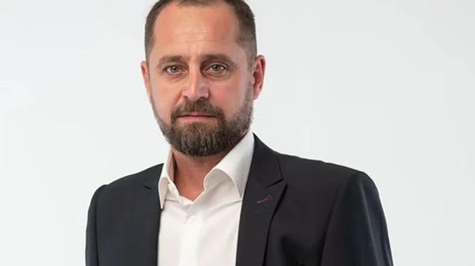 На Південноукраїнській АЕС заявили, що вже звільнили спікера з орбіти Медведчука