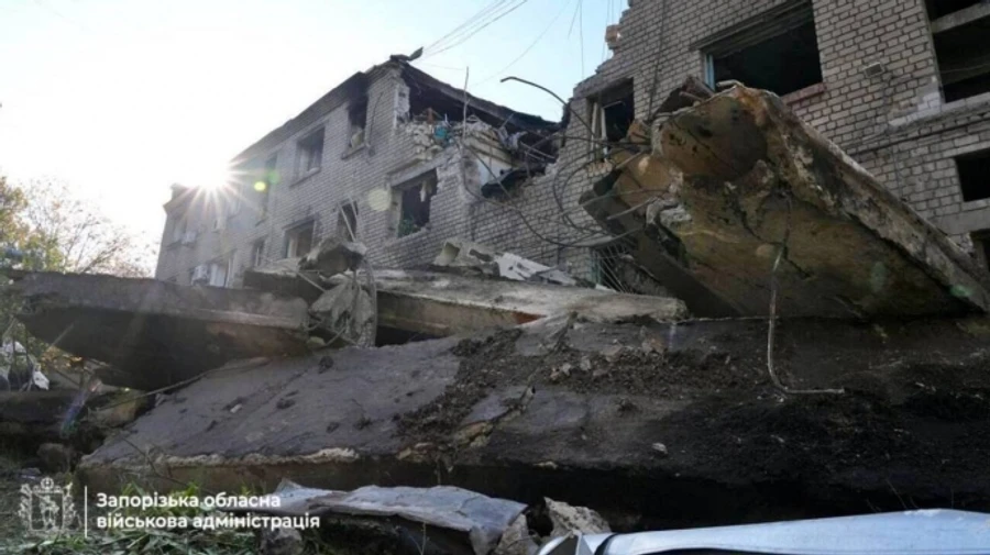 Russians attack Zaporizhzhia Oblast 400 times in one day