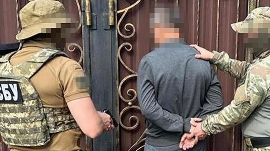 Зливав місця із західною технікою: СБУ затримала працівника заводу у Слов’янську