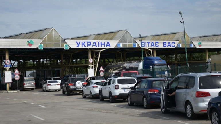 На українсько-польському кордоні зросли черги