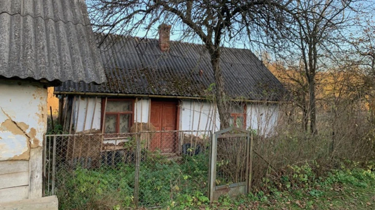 Бізнес на старих хатах. Як львівська підприємниця реставрує та продає старі сільські будиночки