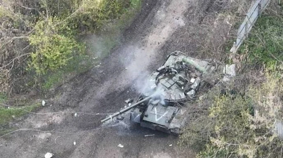 In the east, the Ukrainian Armed Forces destroyed more than 200 units of Russian equipment in a week, including three planes