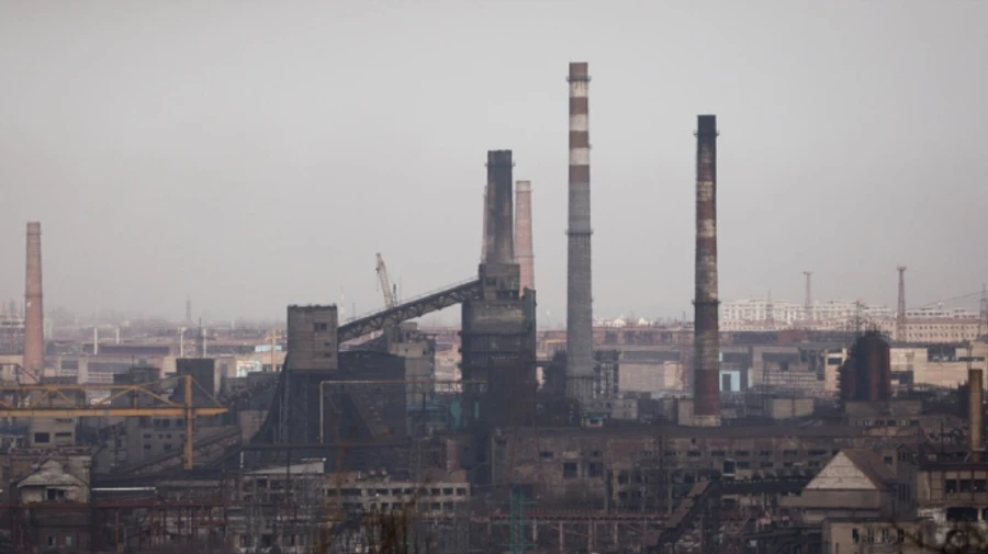 Маріуполь: окупанти бомбардують й обстрілюють Азовсталь 