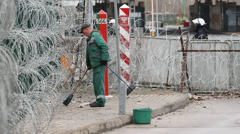 Гибридное перемирие: как меняется миграционная война Лукашенко с ЕС