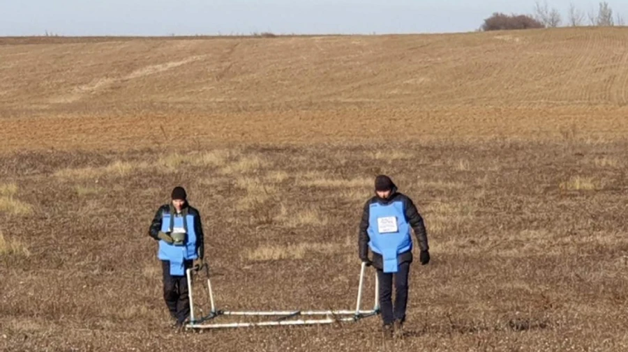 На Донбасі зберігається тиша, сапери звітують про розмінування - штаб ООС