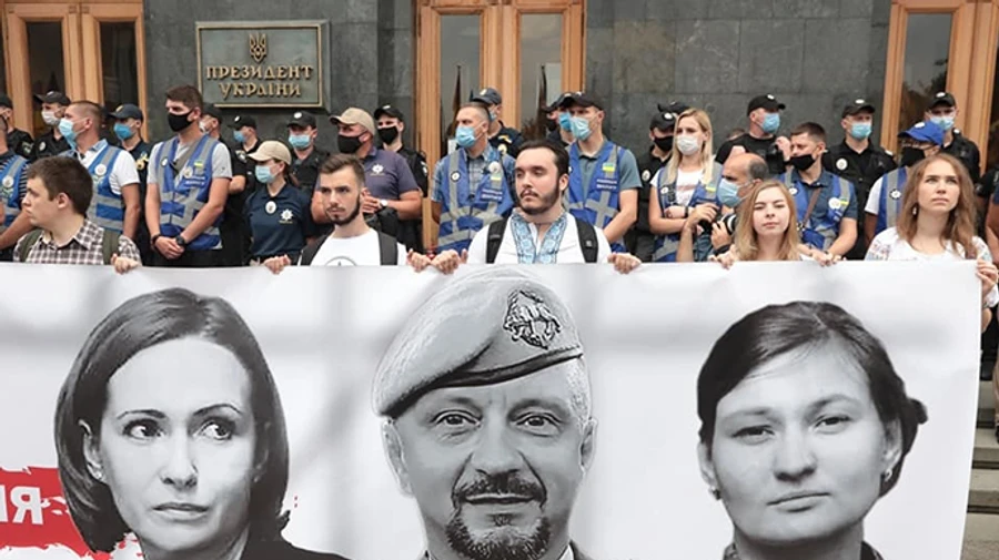 На Банковій вимагають звільнити підозрюваних у справі Шеремета