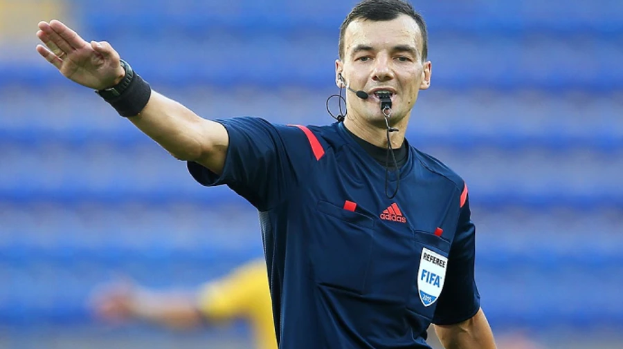 У матчі Динамо - Колос суддя поставив 4 пенальті