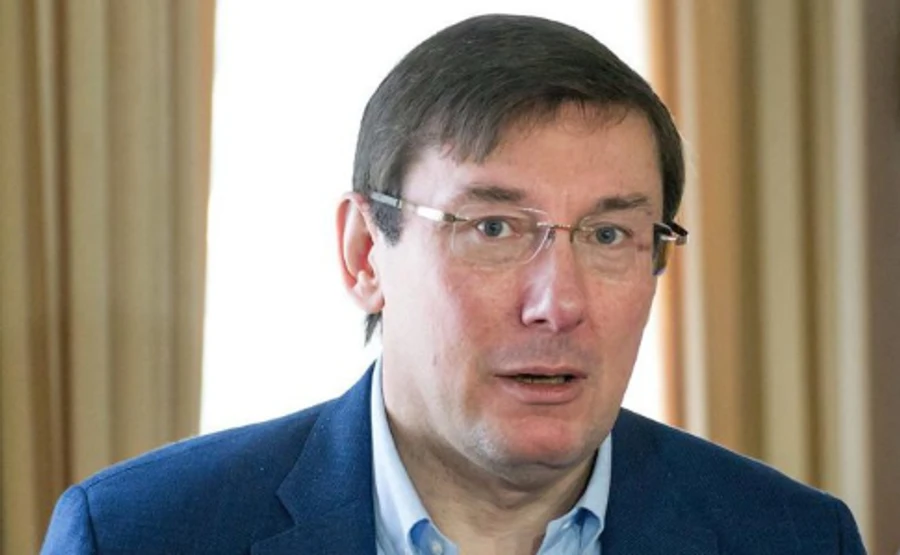 Луценко: Воспользуюсь семейным положением для изменения закона о НАБУ 