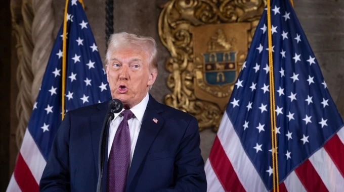 Трамп опубликовал видео сгенерированное ИИ о будущем Газы с обнаженным собой и Нетаньяху