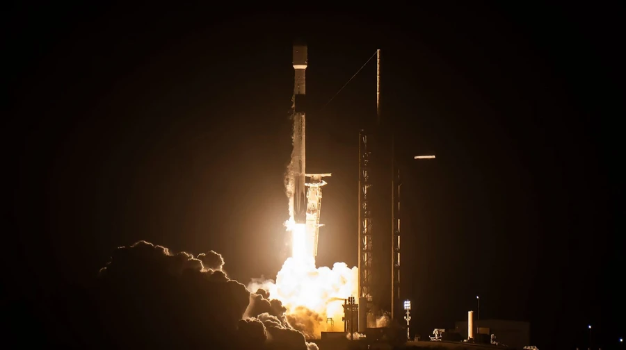 Ракета SpaceX врежется в Луну этим летом на скорости 8700 км/ч