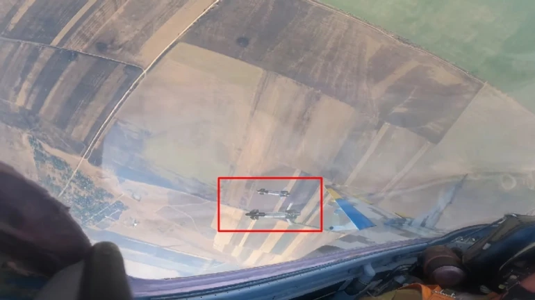 Ukraine's Air Force releases rare footage of French-supplied AASM Hammer bombs being deployed