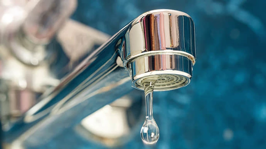 Окупанти Севастополя перекрили воду начебто через бруд та оголосили вихідні