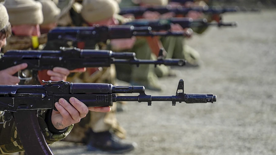 Russia wants to send more Kadyrovites and prisoners to Ukraine to patch up holes at the front – Bloomberg