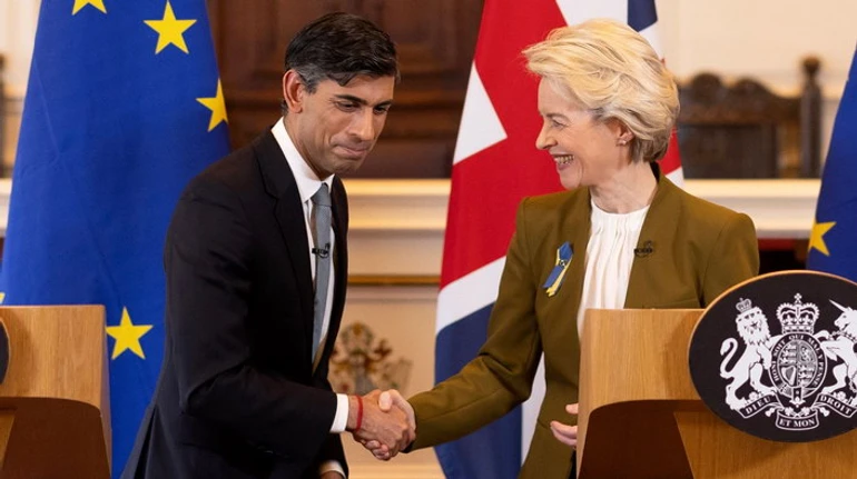 Кінець вічного Brexit: все про нові умови розлучення Британії з ЄС щодо Північної Ірландії