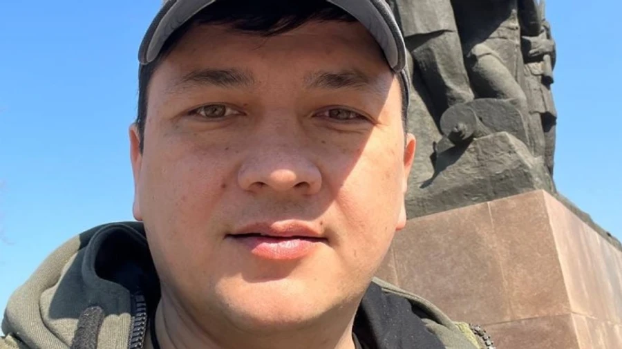 Kim announces reward for information on artillery spotters