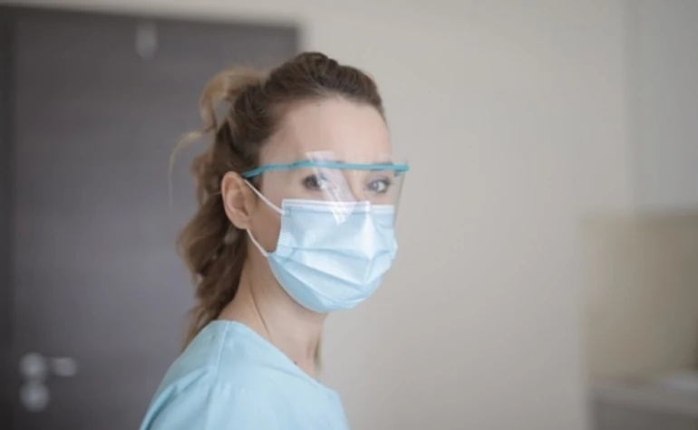 Поднятие зарплат медикам, возобновление службы по делам детей и президентский молодежный совет