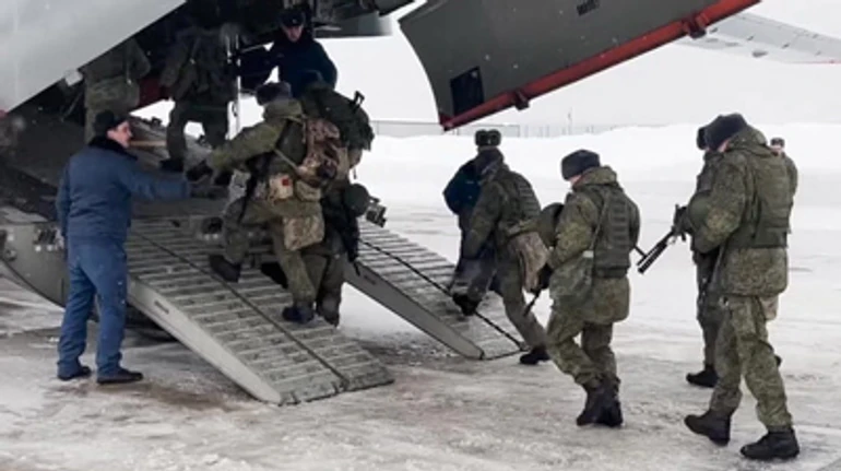 Помощь силой: какие последствия будет иметь ввод войск России в Казахстан