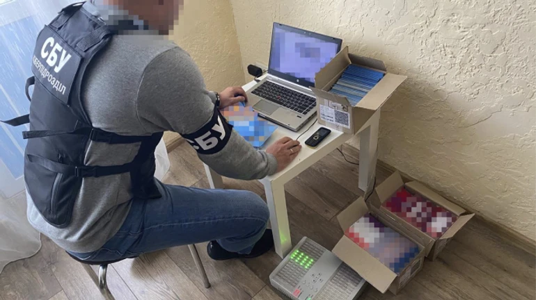 На замовлення з РФ зривали вакцинацію в Україні: СБУ викрила тисячі ботів