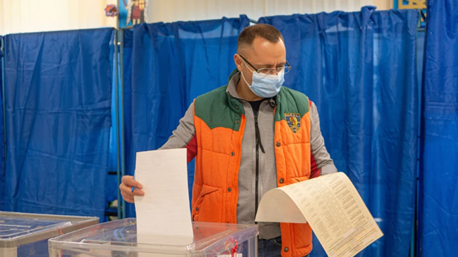 40% виборців було важко розібратися з бюлетенями  