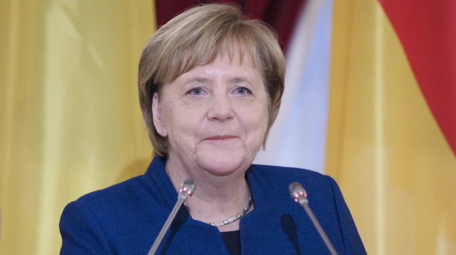 Менше вечірок і алкоголю: у Німеччині оголосили нові заходи для стримування коронавірусу