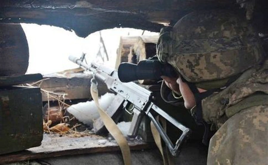 На Донбассе ранили сразу четырех украинских бойцов