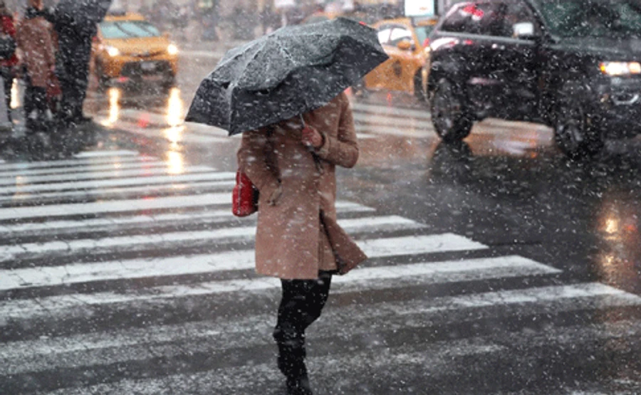 В Україну повернеться холод і сніг з дощем