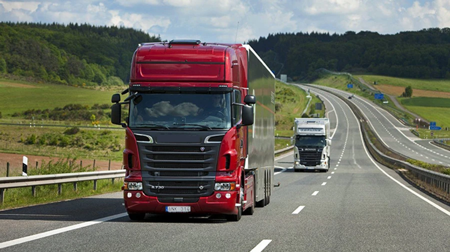 Зеленский подписал закон об усилении габаритно-весового контроля