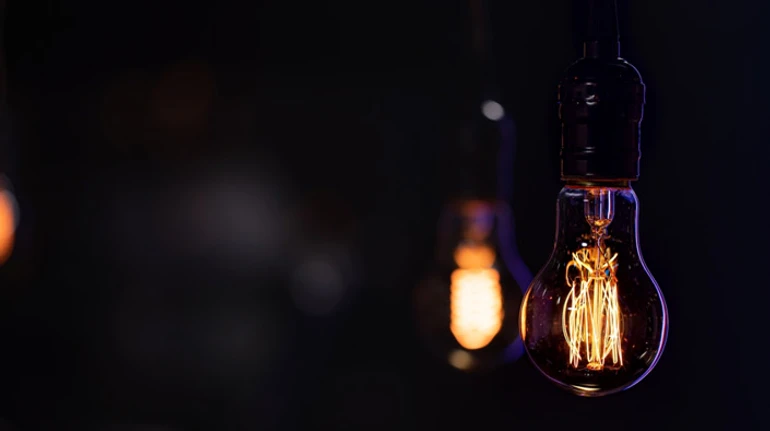 Графики возвращаются: почему снова начали выключать свет и сколько это будет продолжаться?