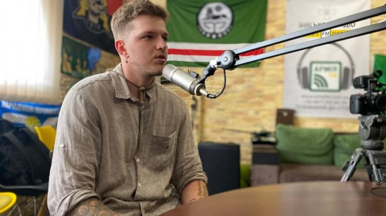 Армія виправить вашу тривожність. Інтерв'ю з психологом у пікселі Артемом Осипяном