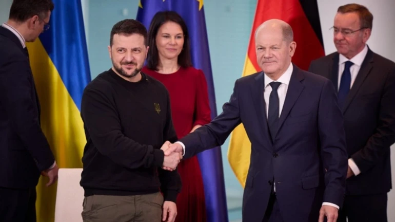 Шольц анонсував постачання Україні Patriot, IRIS-T та ракет у найближчі тижні та місяці 