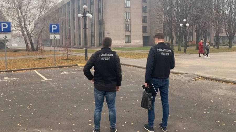 Фіскали обшукували Криворізьку міськраду через розкрадання бюджету