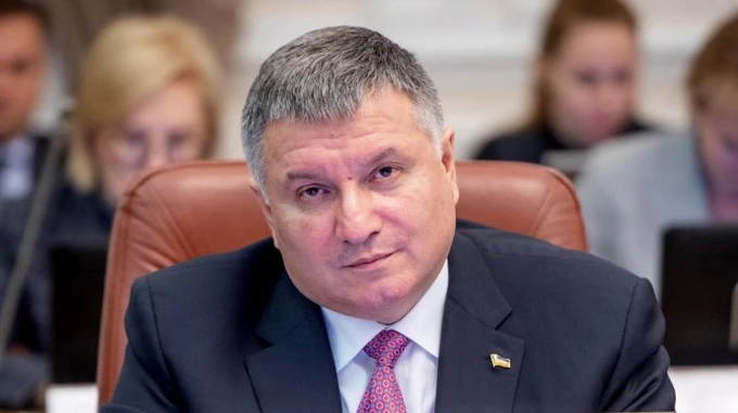 Аваков оприлюднив декларацію: зарплатня на третину менша