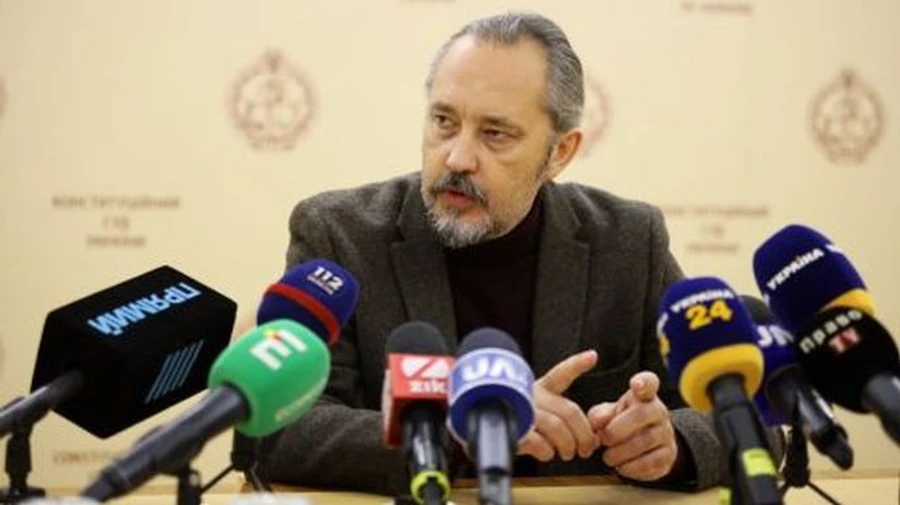 Суддя КС: Не було зобов'язання закривати реєстр декларацій, все можна поправити за 3 дні