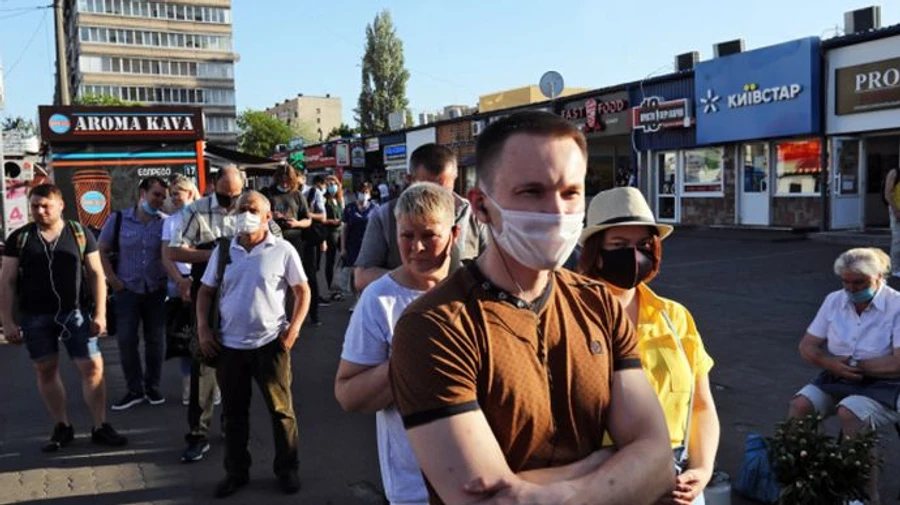 Начинают действовать ограничения по новым эпидемическим зонами