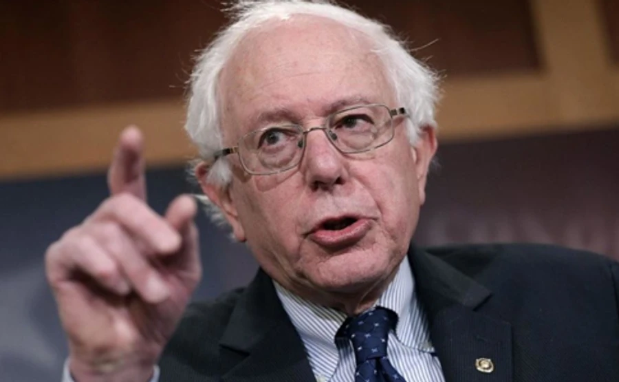 Сандерс сказал Москве держаться подальше от американских выборов