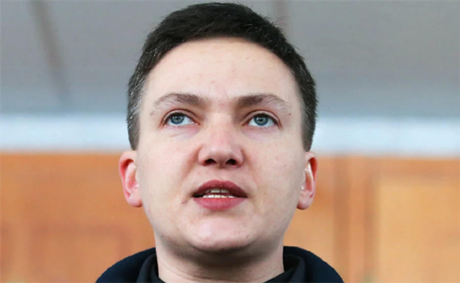 Савченко ответила на гранаты в Раде вопросом о писателе-фантасте